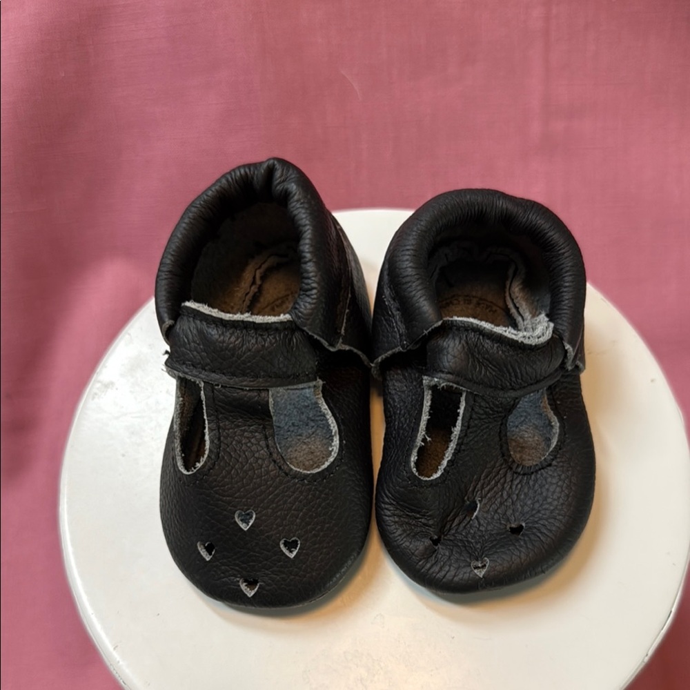 Black Leather Moccasins with T-Strap Design - Picture 1 of 4